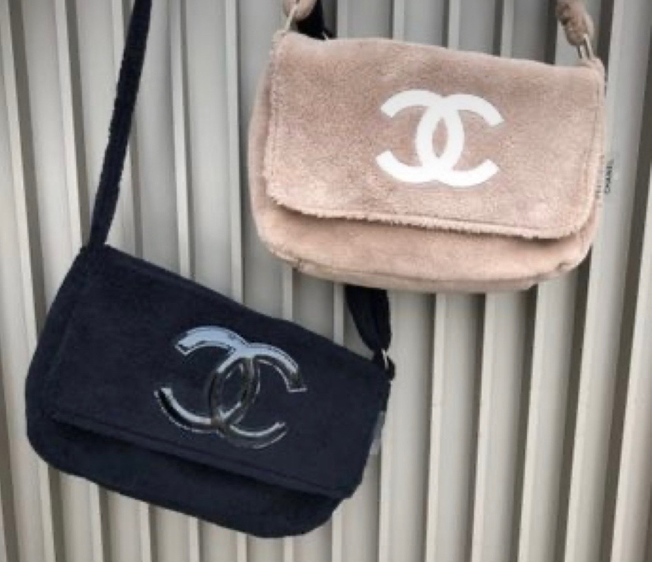 샤넬 프리시전 타올크로스백 정품 무료배송