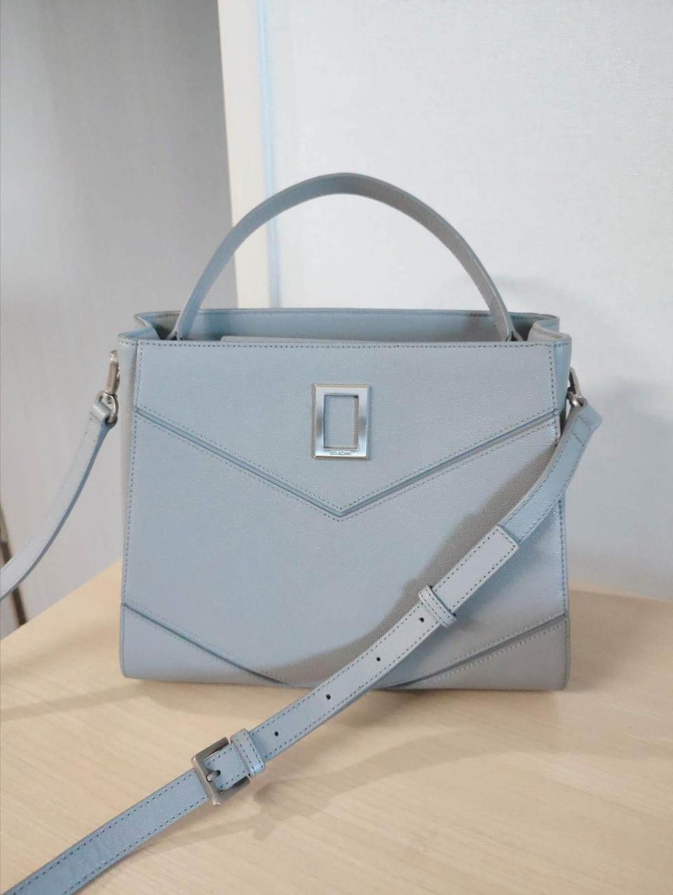 쿠론 가방 - 에즈토트 (거의 새것)