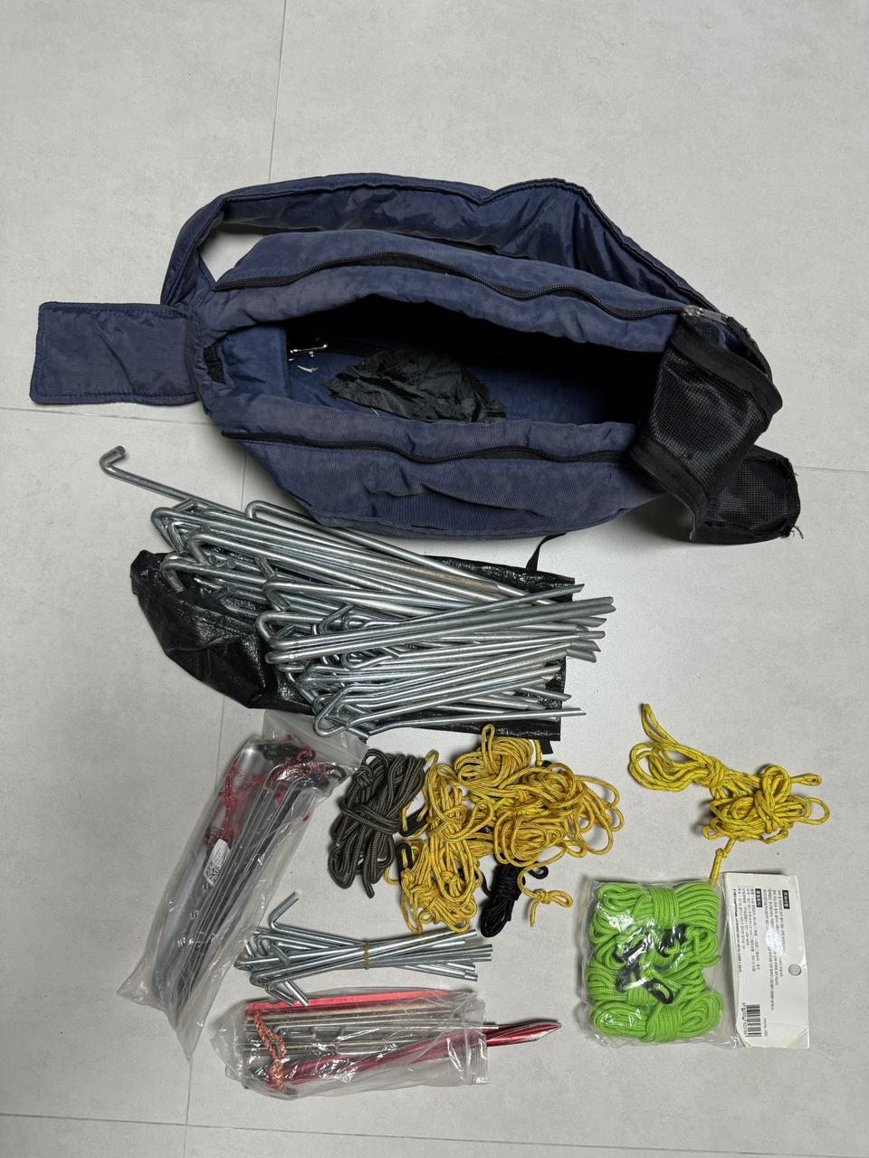 대형 팩세트/페그세스 69개 + 로프 14개 + 특별한 가방. 텐트네일