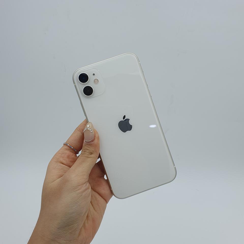 02352)아이폰11/화이트 64GB 3사호환가능 B급 98%