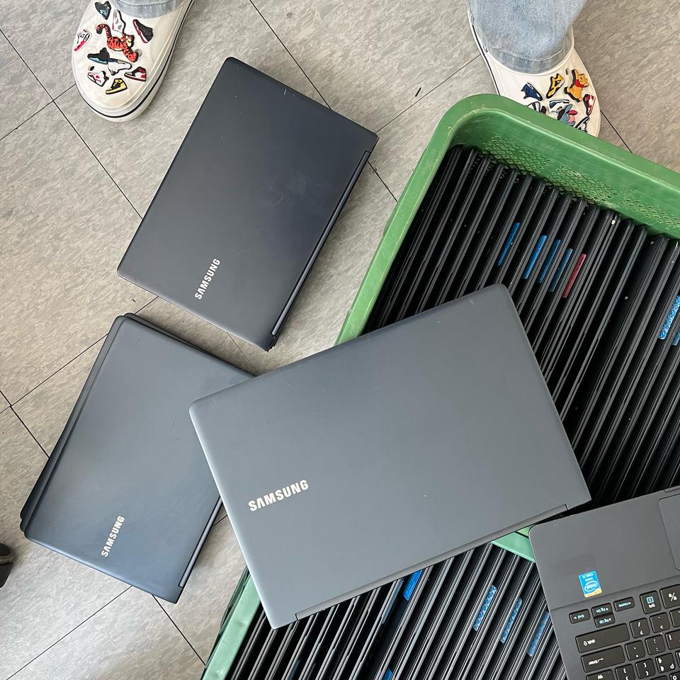 삼성 노트북 i5/128GB/8GB 초경량 13인치