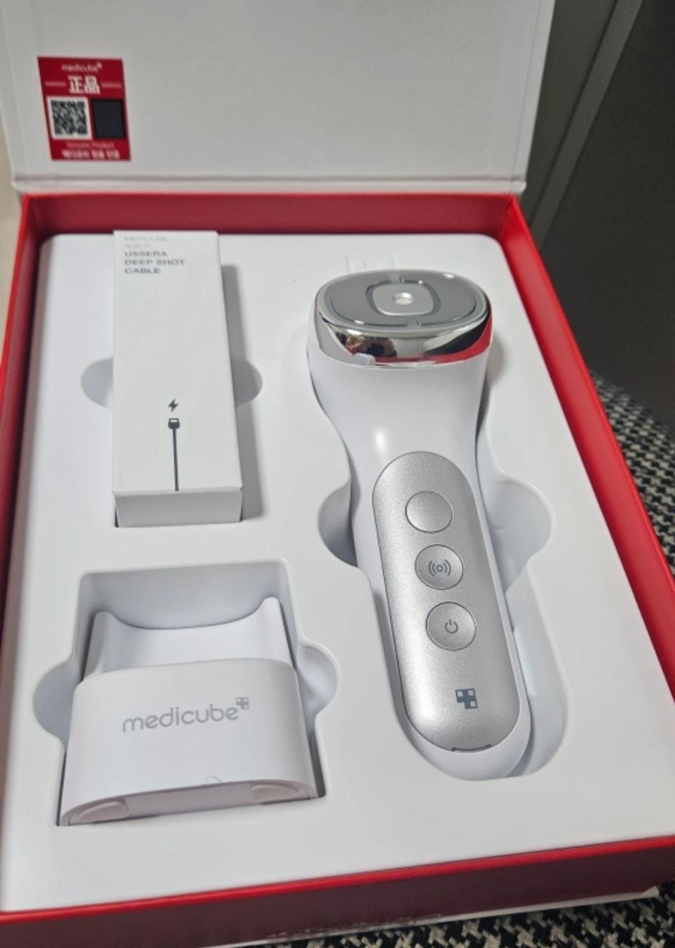 메디큐브 유쎄라딥샷