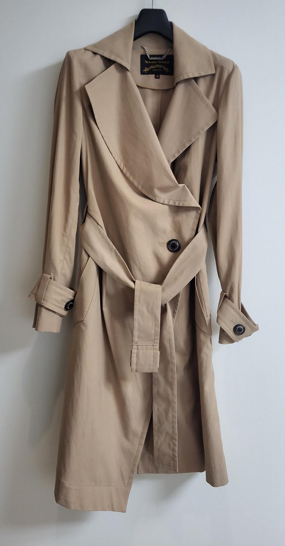 비비안웨스트우드 트렌치