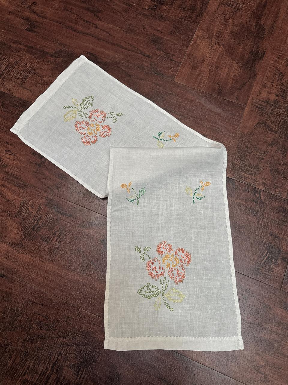 프랑스 빈티지 자수 테이블 러너