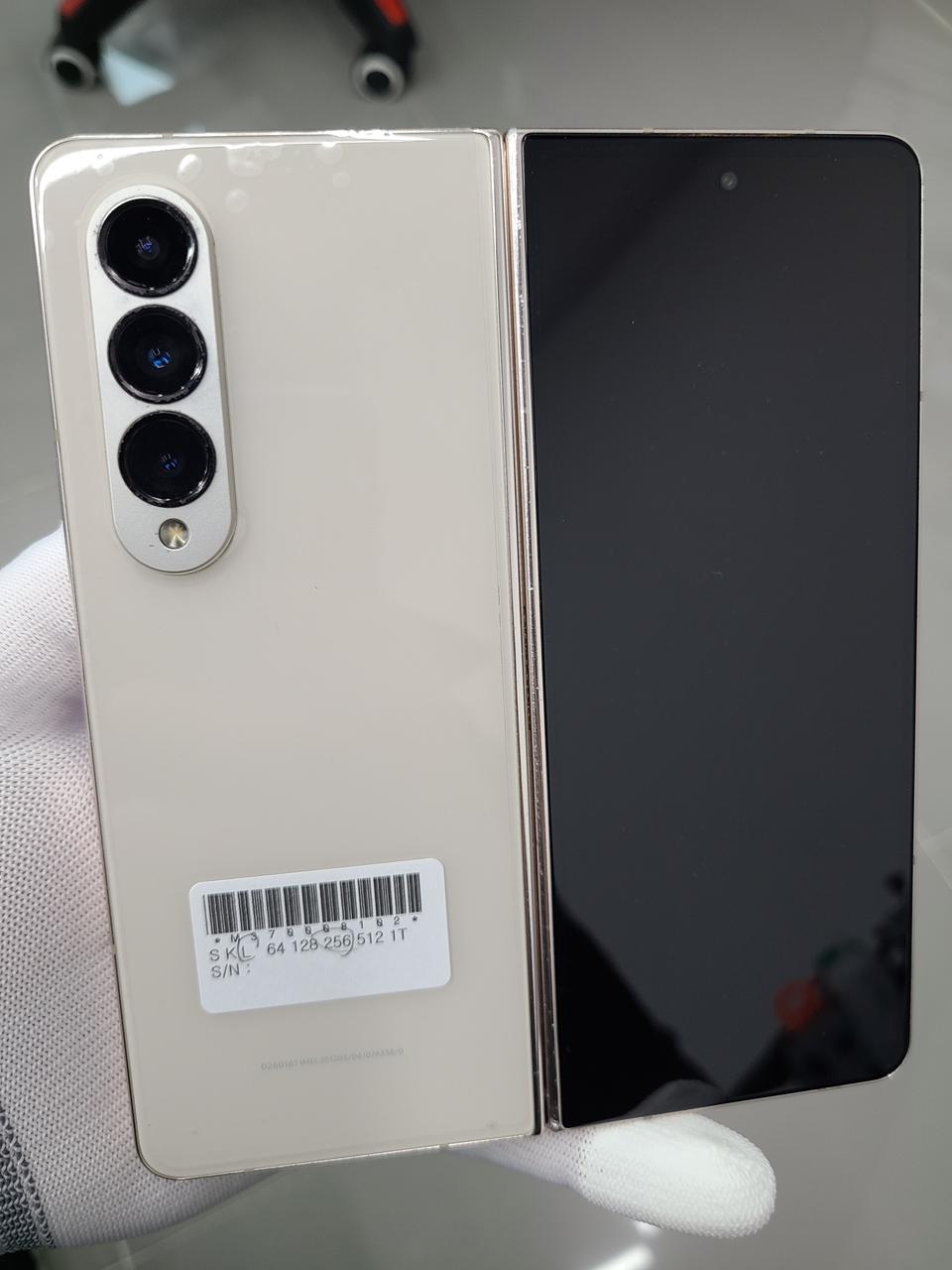 갤럭시 폴드4 256기가  팝니다