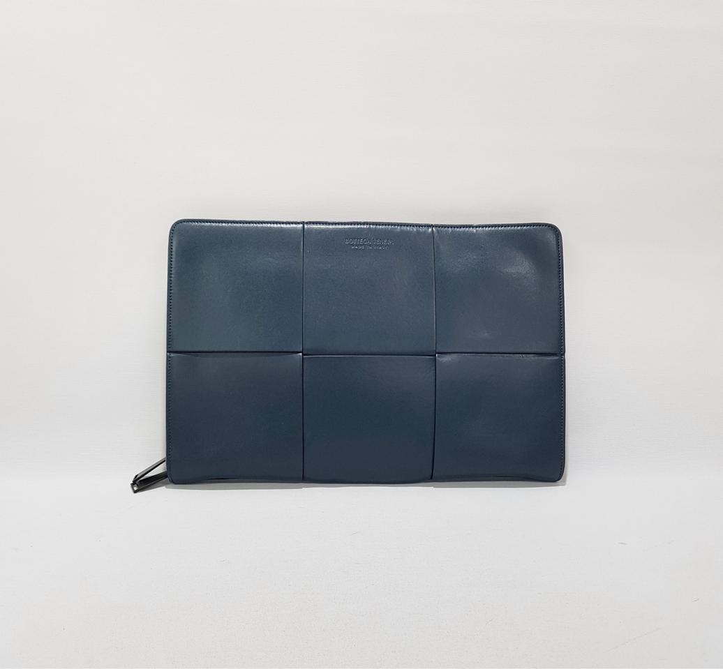 보테가베네타 아르코 매쉬 클러치백