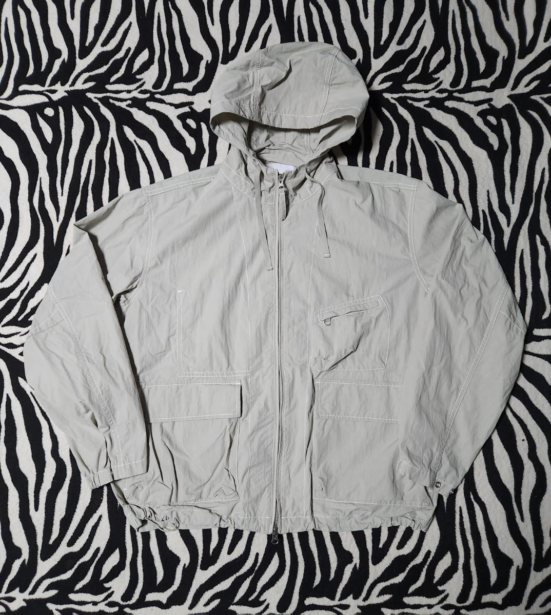 에스피오나지 나일론 바람막이. L