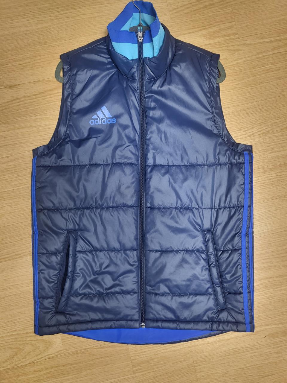아디다스경량패딩조끼