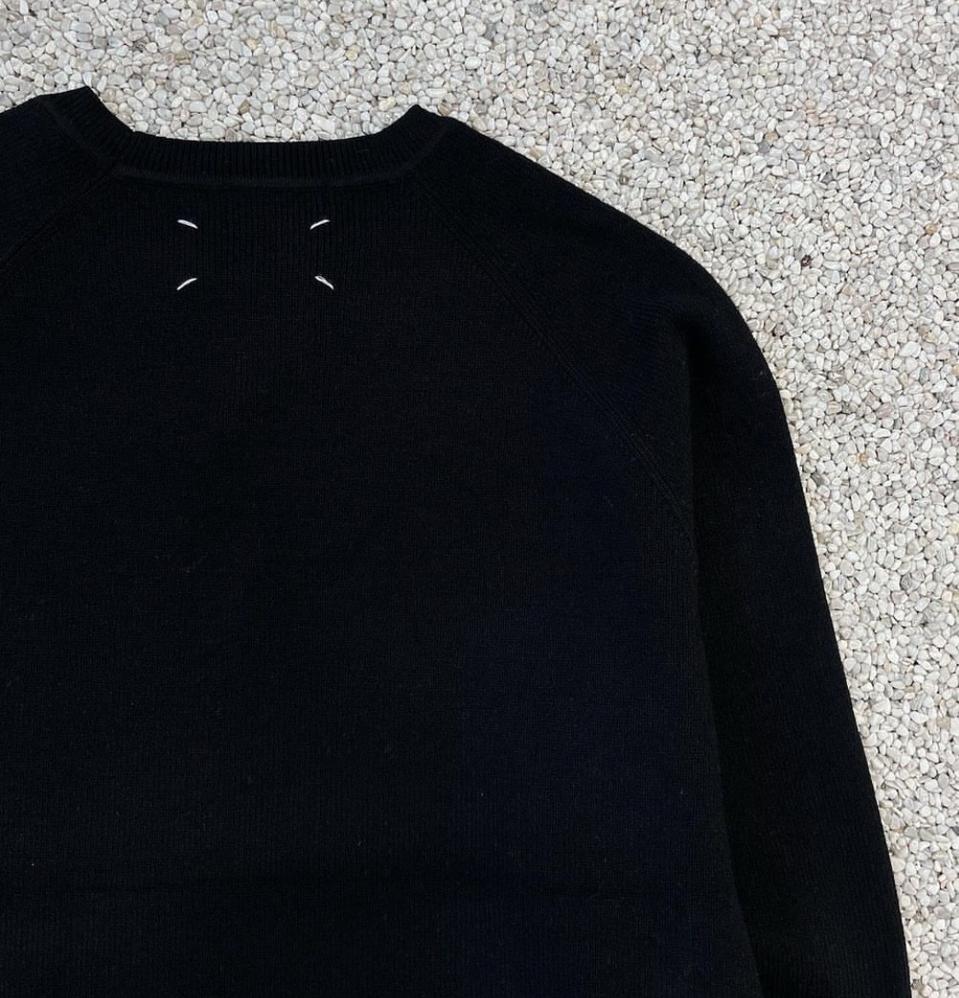 [L] 마르지엘라 블랙 니트