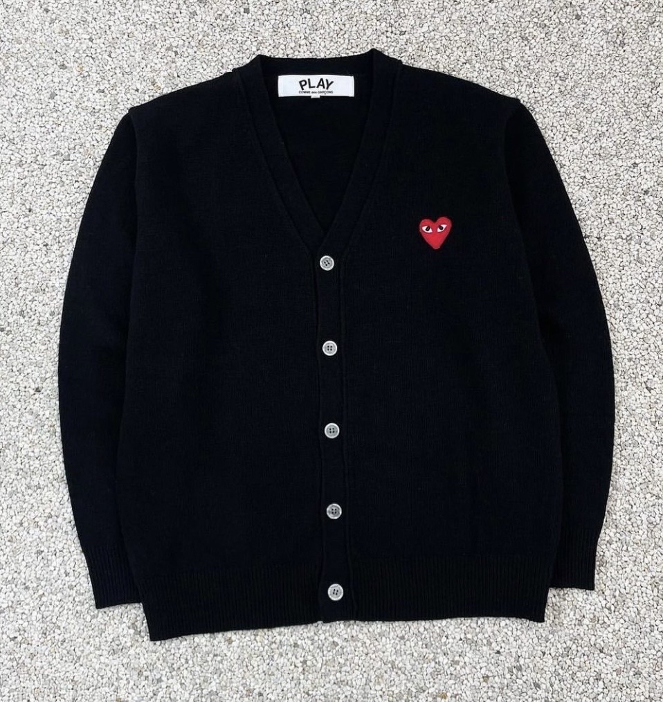 [L] 꼼데 블랙 레드와펜 가디건