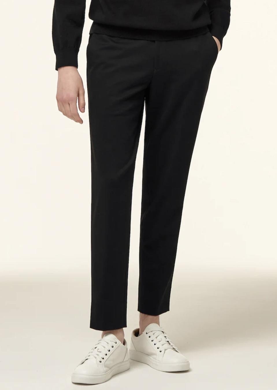 로가디스 앵클 슬랙스 블랙 t/r 밴딩 바지 판매합니다 사이즈 78