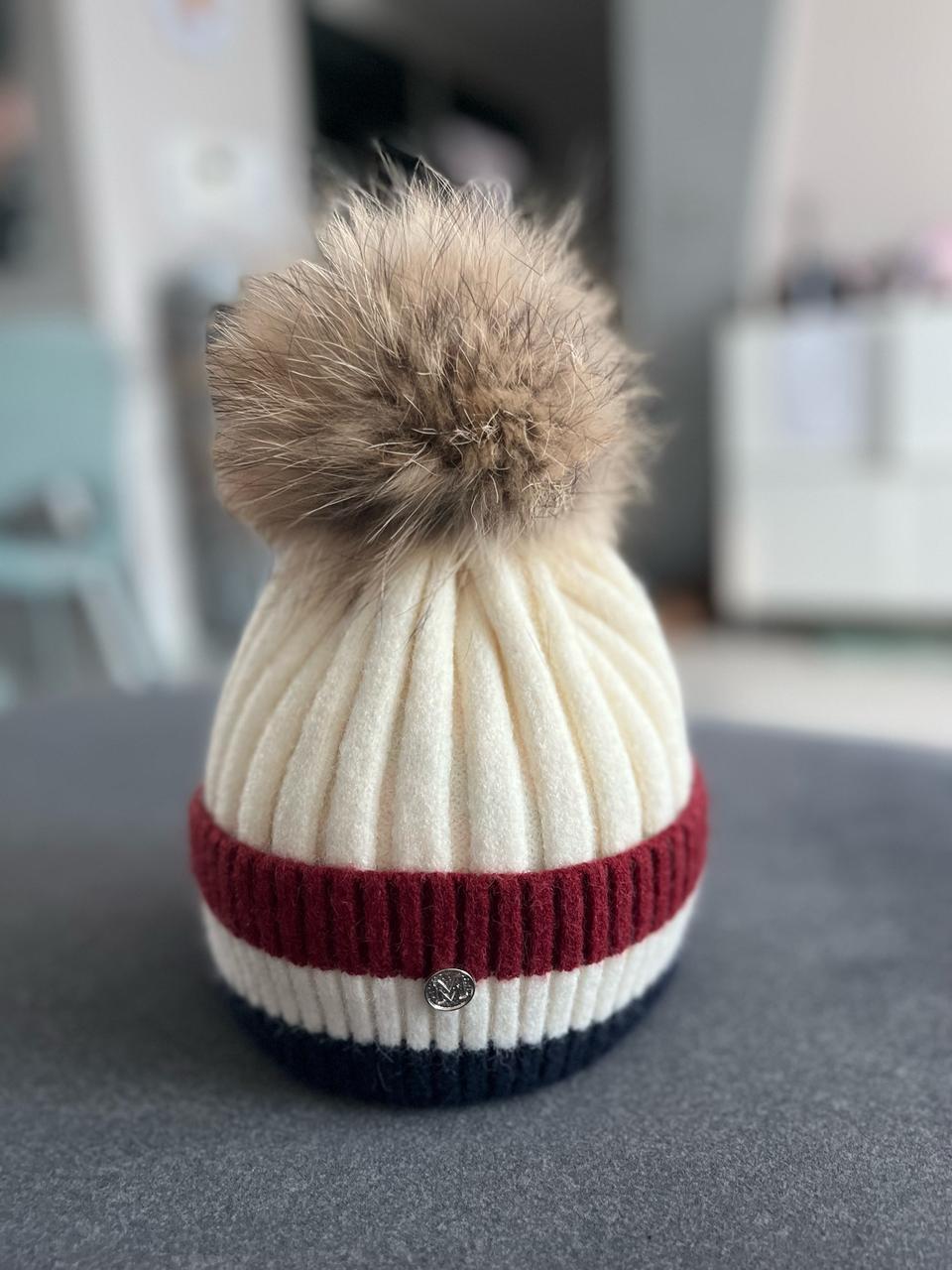 풍성한 라쿤방울 비니