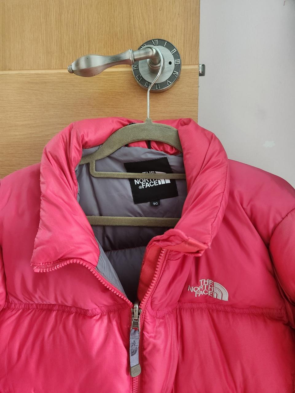 노스페이스 핫핑크색 패딩