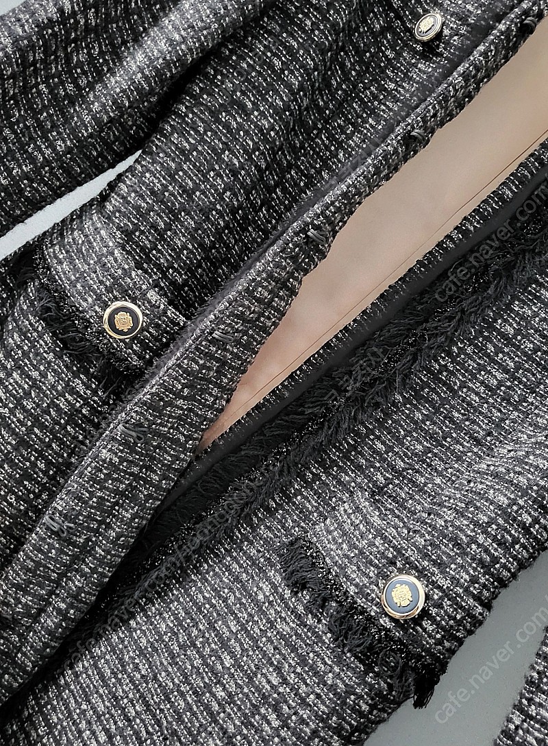 SARA.J 사라제이 트위드자켓 울 모직 블랙 골드 금장단추 겨울 봄 M