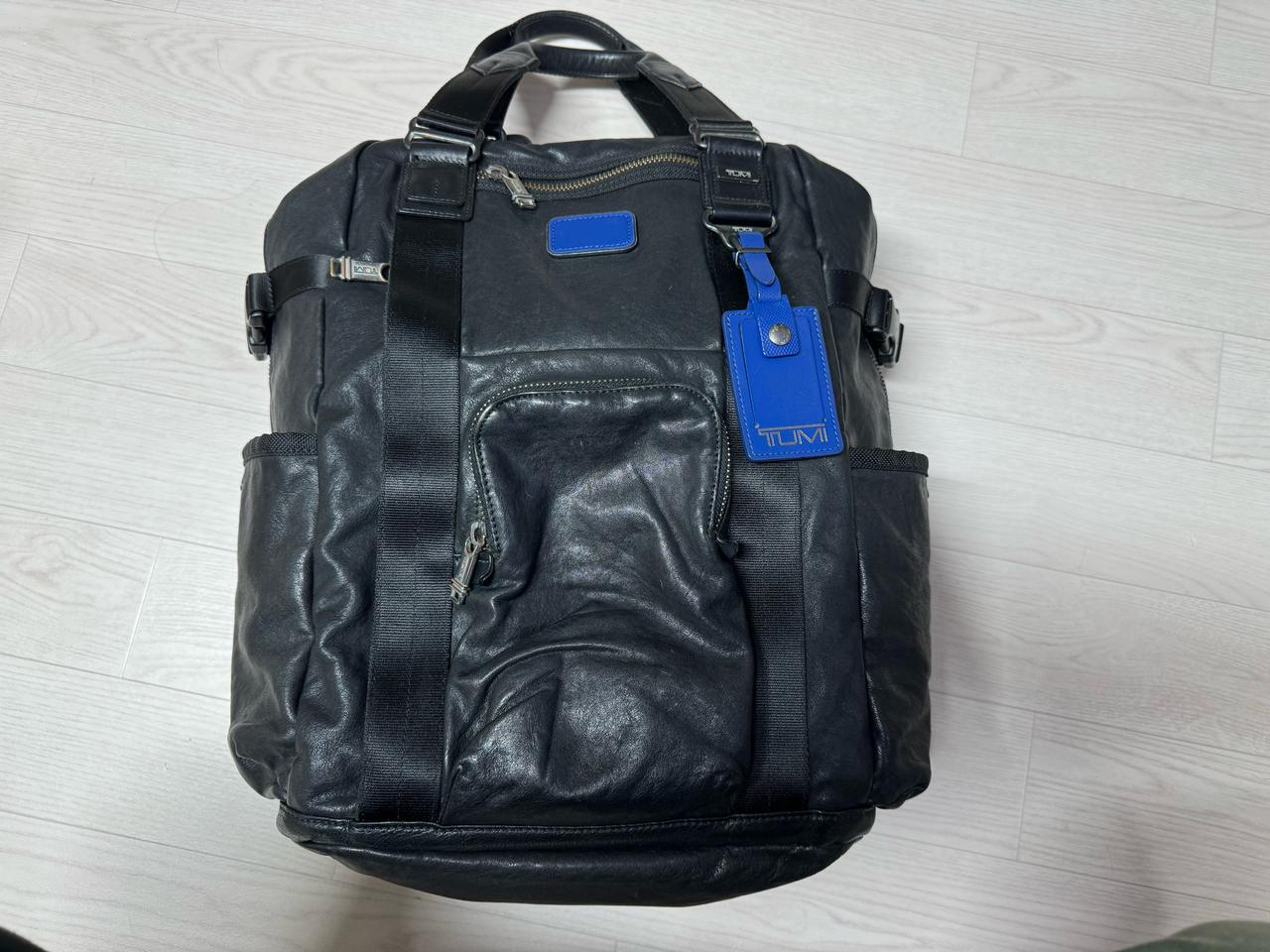 투미 르준 가죽 백팩 판매