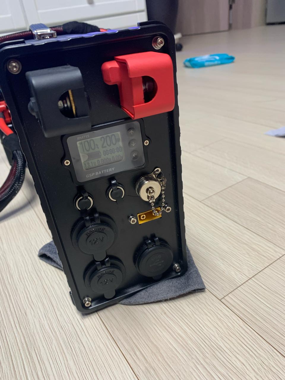 GSP 캠퍼D 200C 차박베터리 2000w인버터