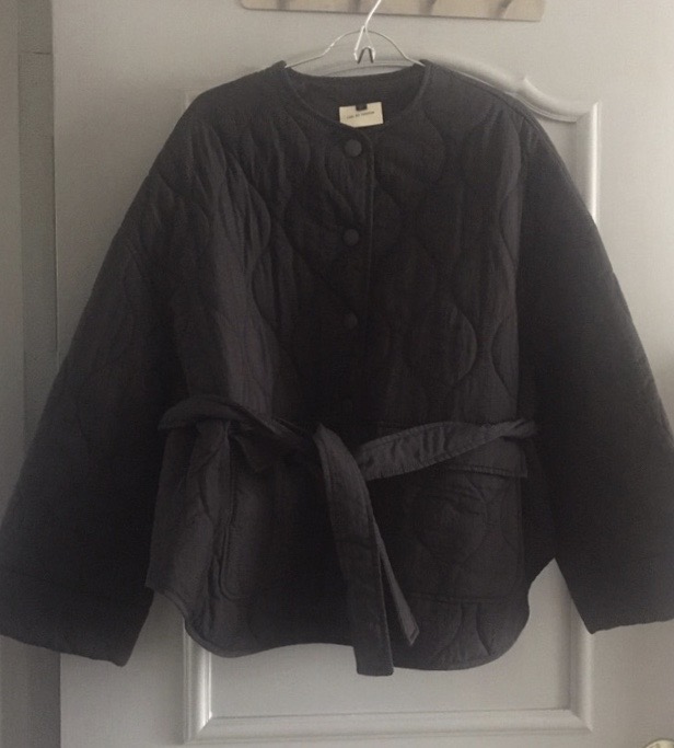 해바이해킴 누빔 자켓 프리사이즈 거의안입고 보관