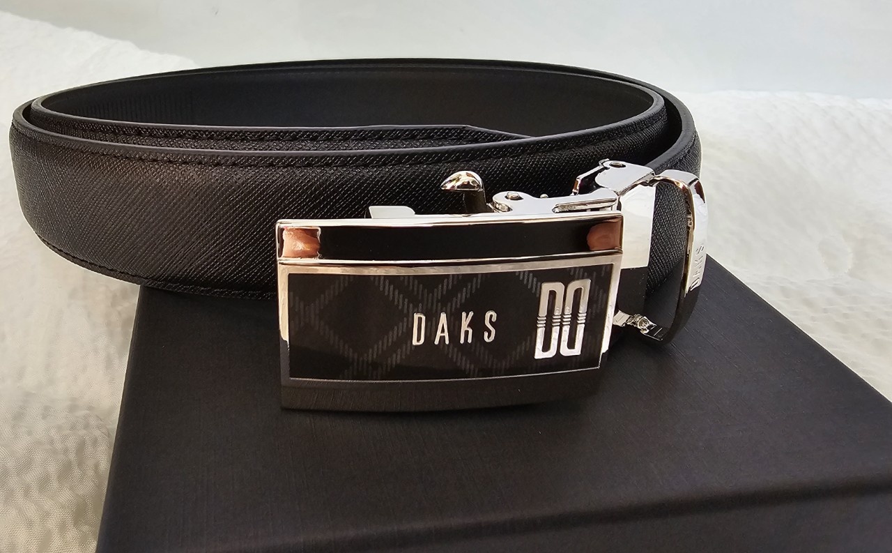 닥스 체크 사선벨트. 미개봉. 정로스