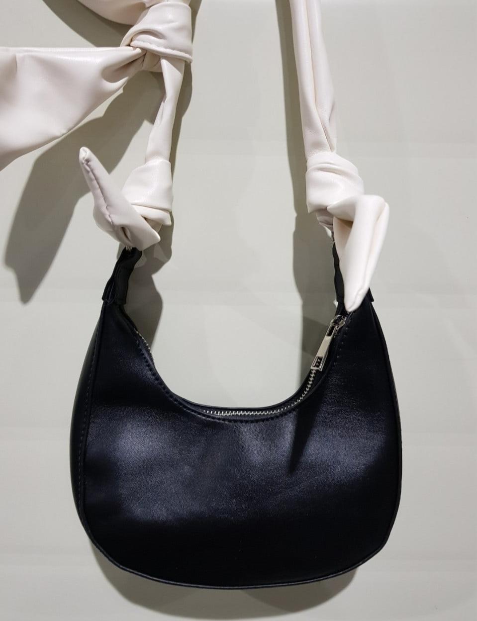 가죽 부들부들 미니 숄더뱃