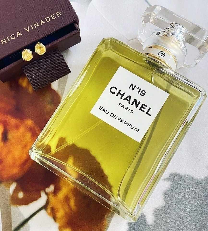 샤넬 넘버 19 오드퍼품 100ml. 미개봉