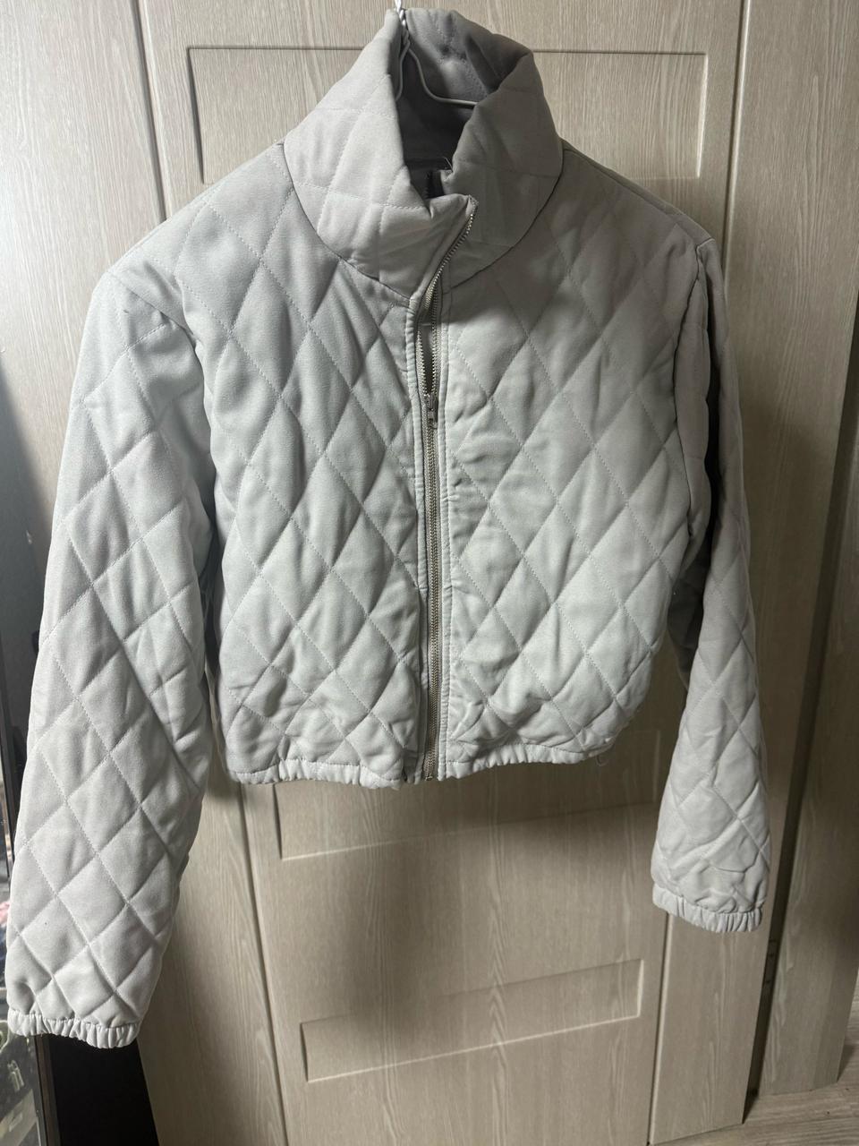 크롭 누빔 집업