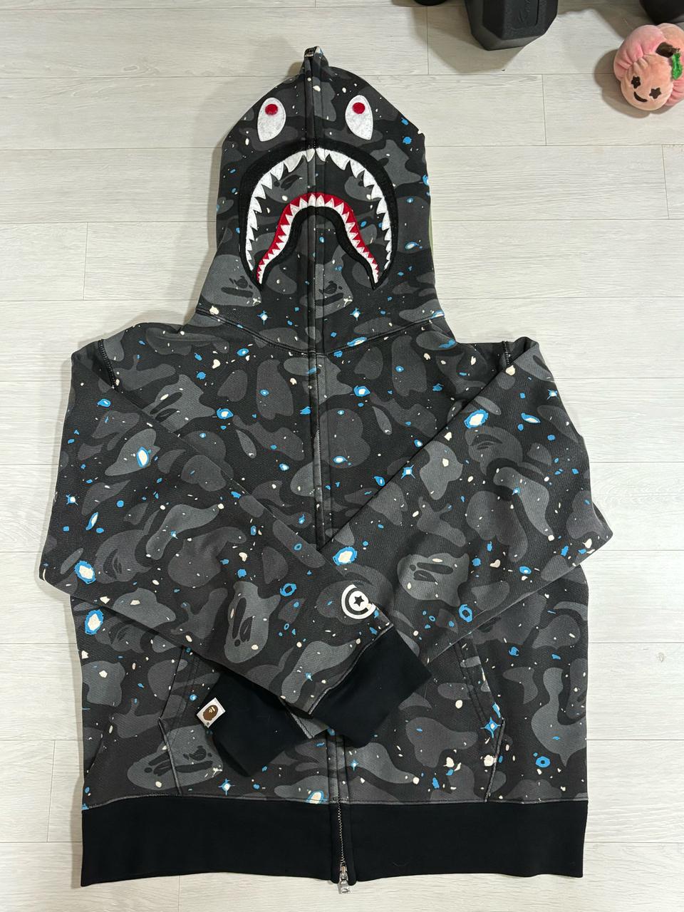 [M] 베이프 스페이스 카모 샤크 후드집업