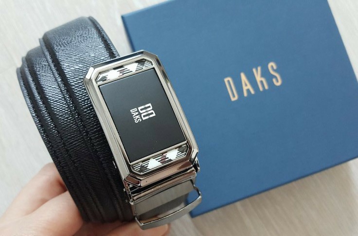 닥스. 가죽 고급형. 자동 벨트. 미개봉