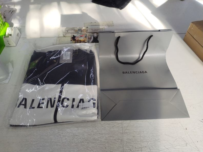 발렌시아가 자켓