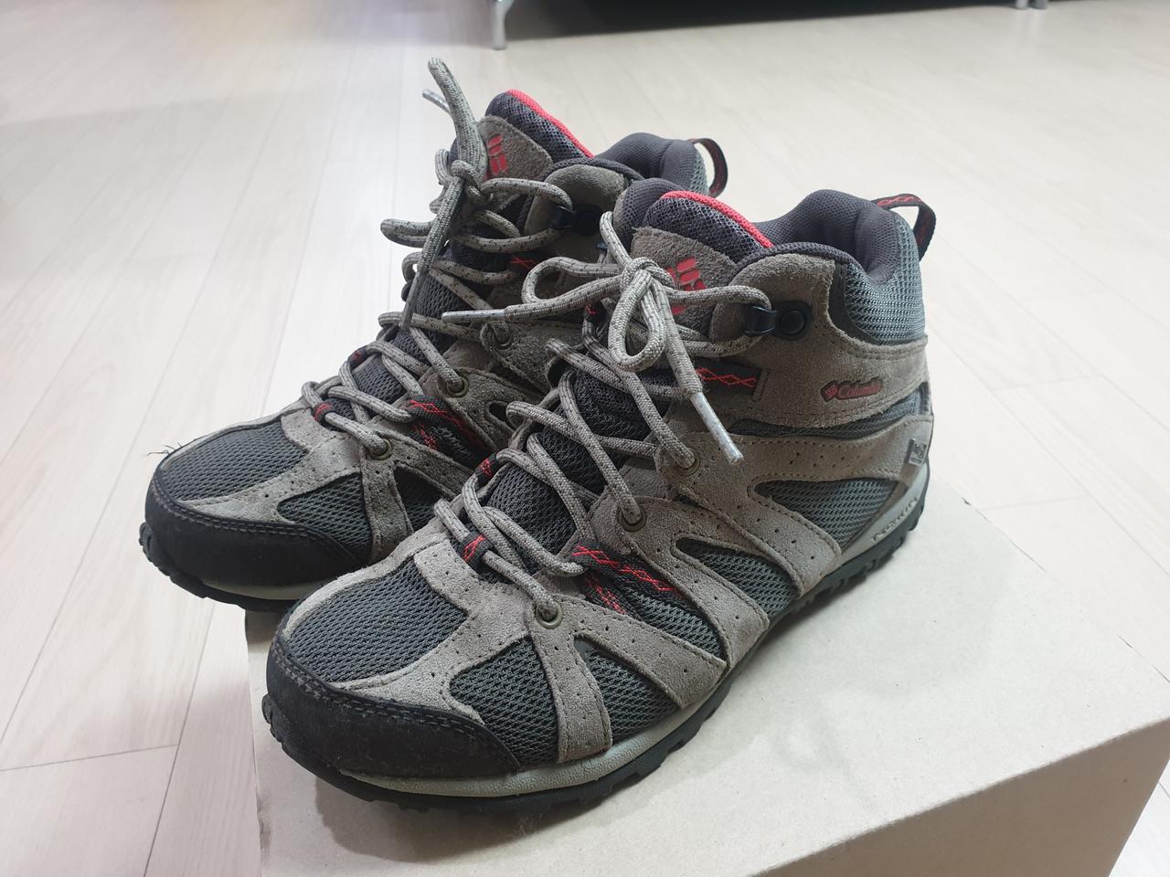 콜롬비아 여성 등산화 (240)