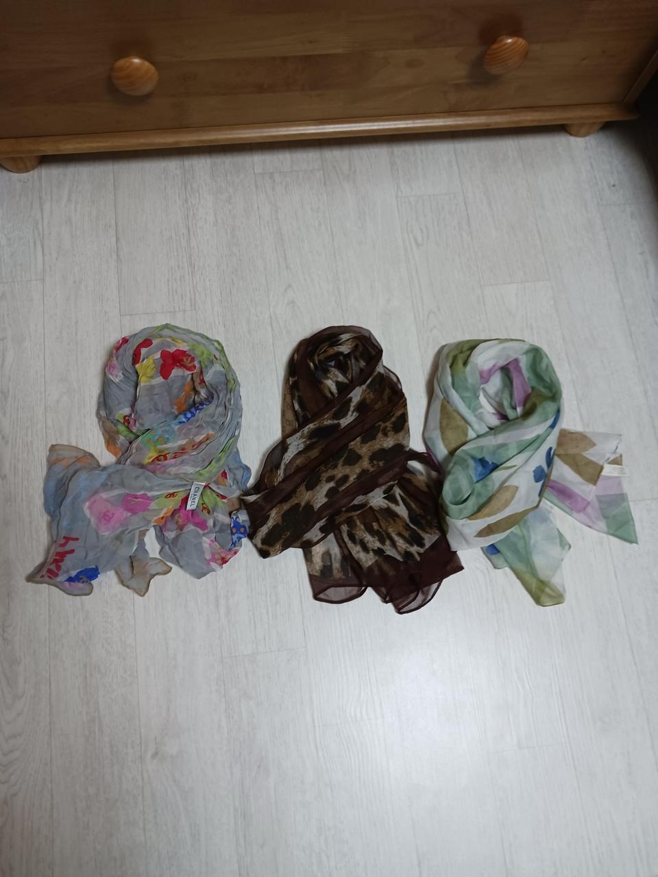 샤넬실크 머플러 ㅇ