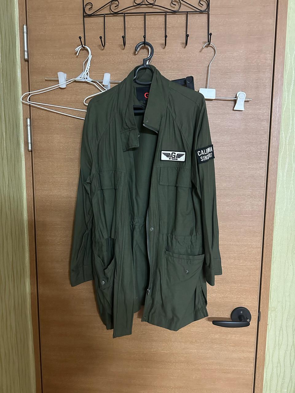 (1회착용) guess 게스점퍼 게스야상 야상점퍼