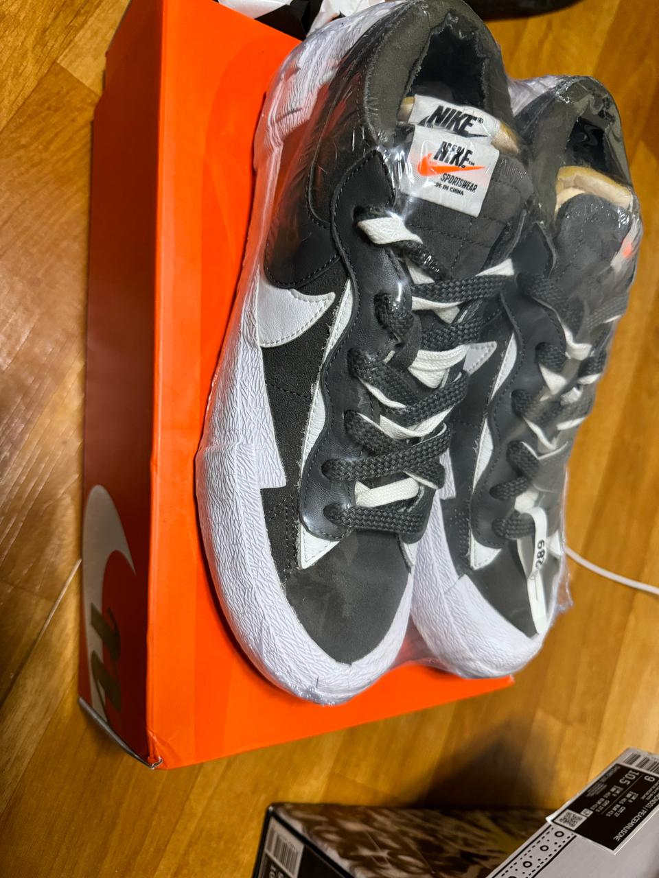 나이키 x 사카이 블레이저 로우 아이언 그레이 270팝니다.