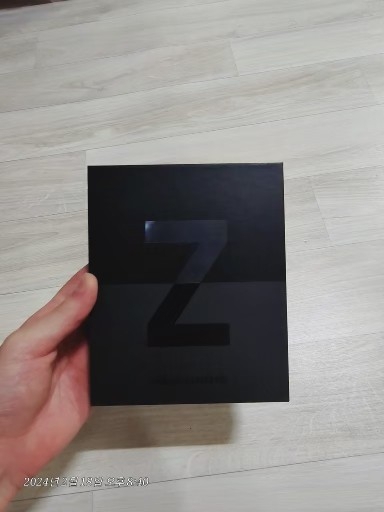 갤럭시Z폴드3 박스
