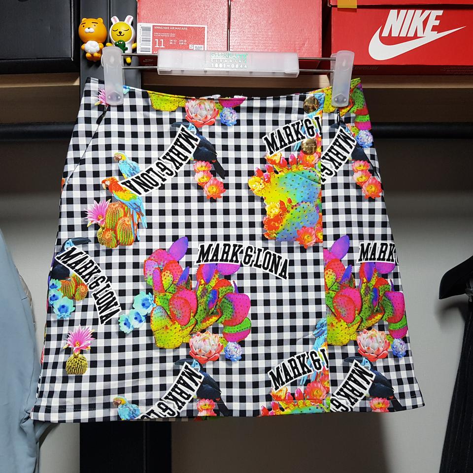 마크앤로나 일본정품 여성골프 파라다이스 스커트 25