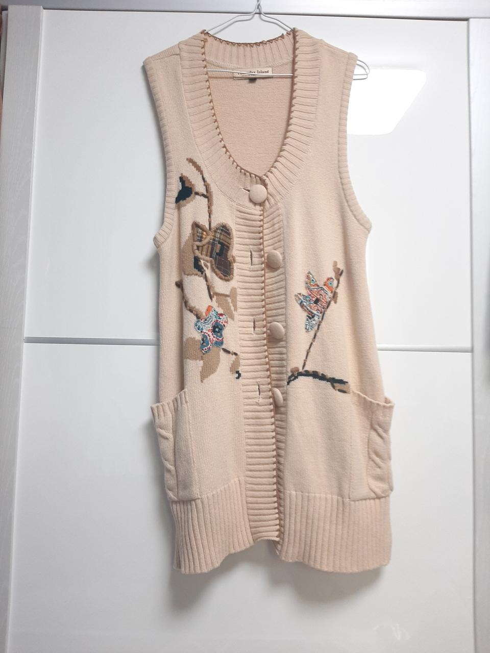 써스데이아일랜드 자수 조끼