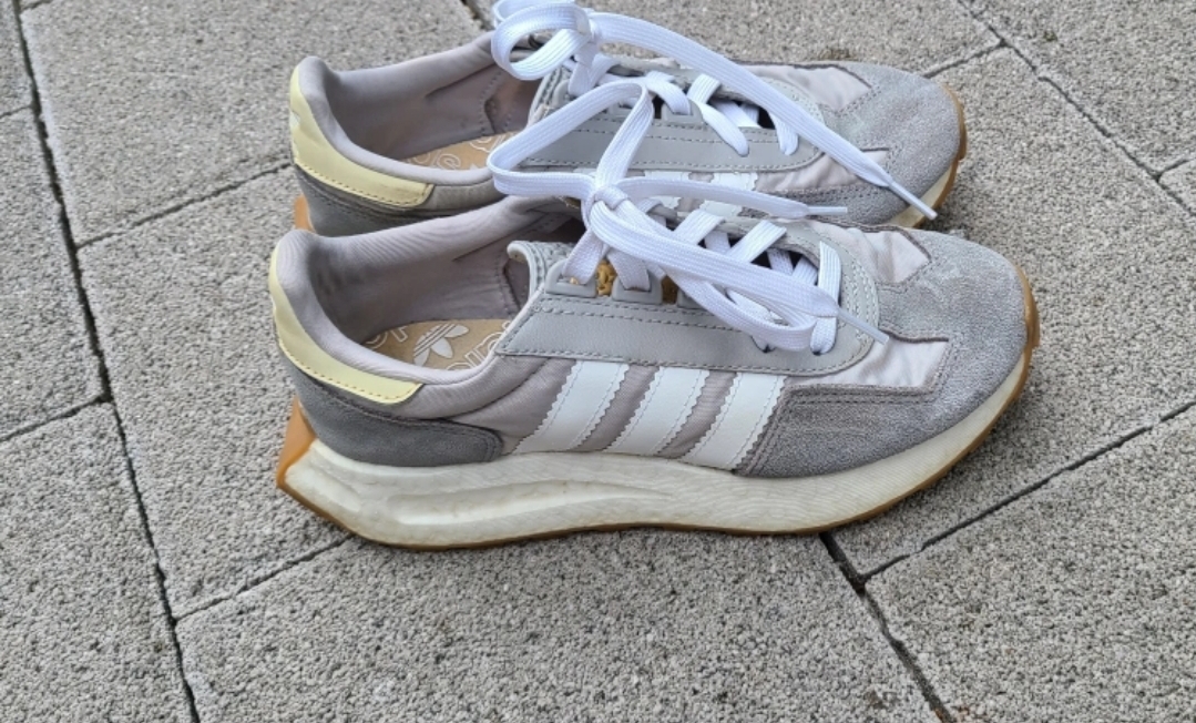 아디다스 레트로피 225~칼발230까지