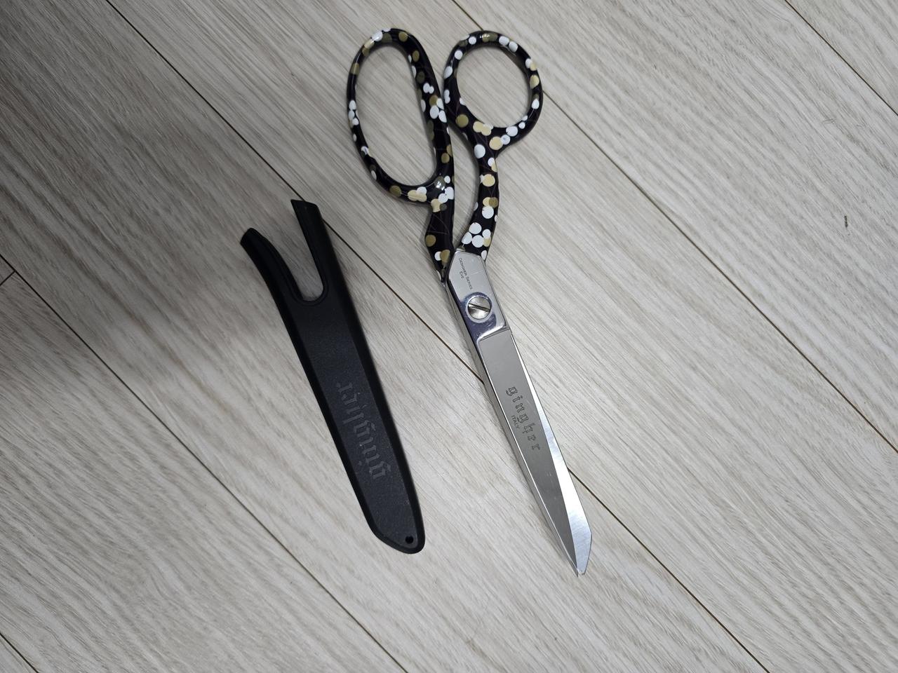 깅어 왼손 재단 가위