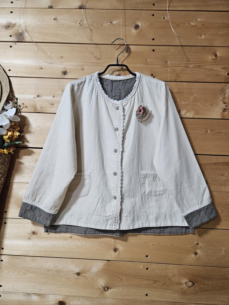 면 배색 자켓.  (코사지 코디용입니다