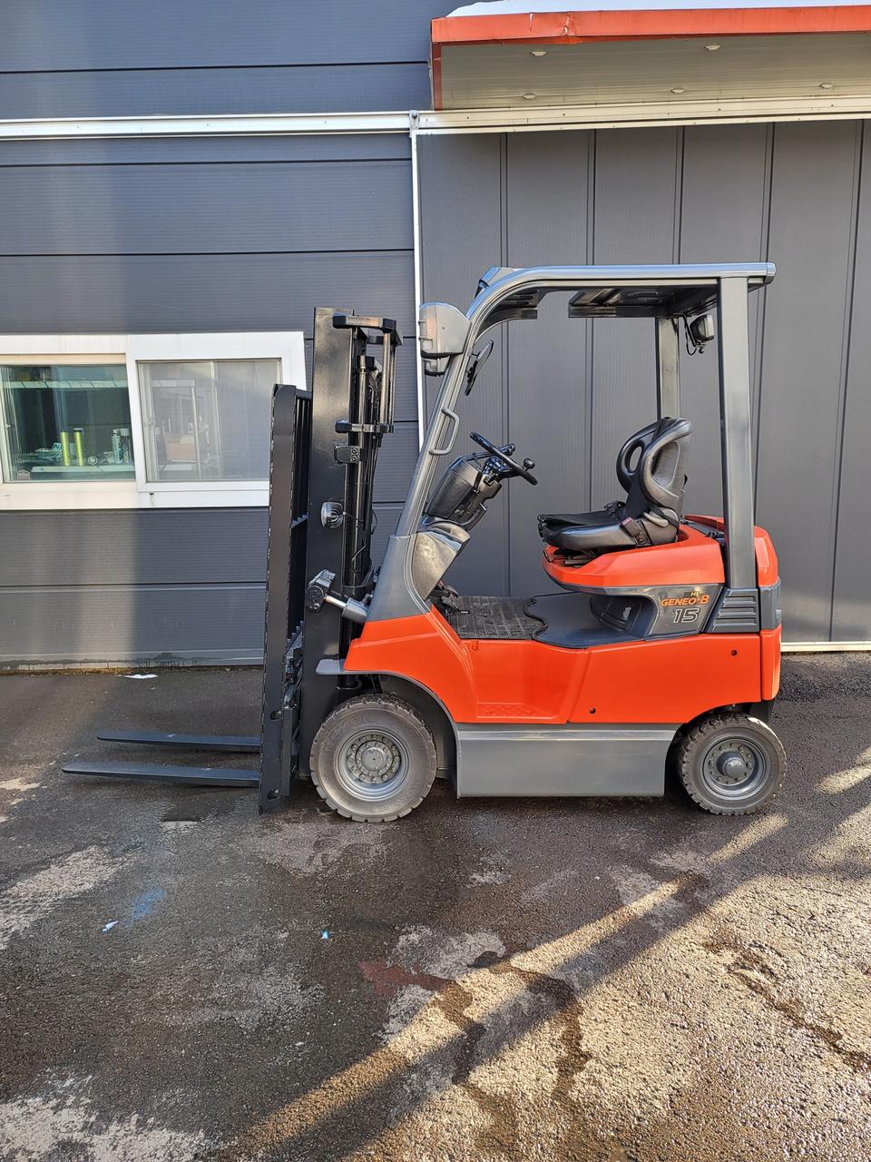 신차급 토요타 7FBH 1.5톤 전동지게차 특가판매