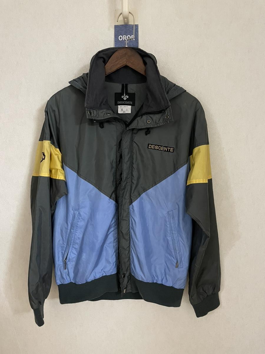 데상트 바람막이 (일본판)