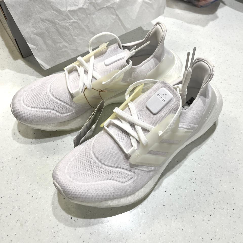 새상품 울트라부스트22 러닝화 러너 헬스장 운동화 265-270