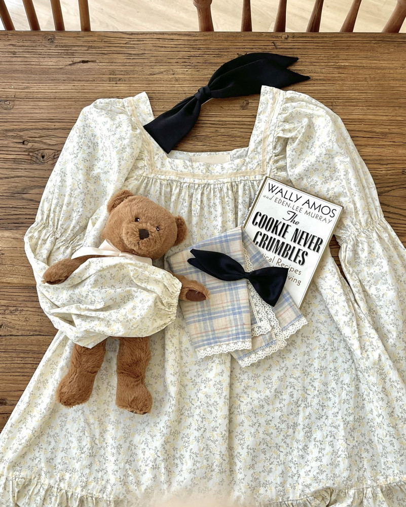 소매벌룬원피스