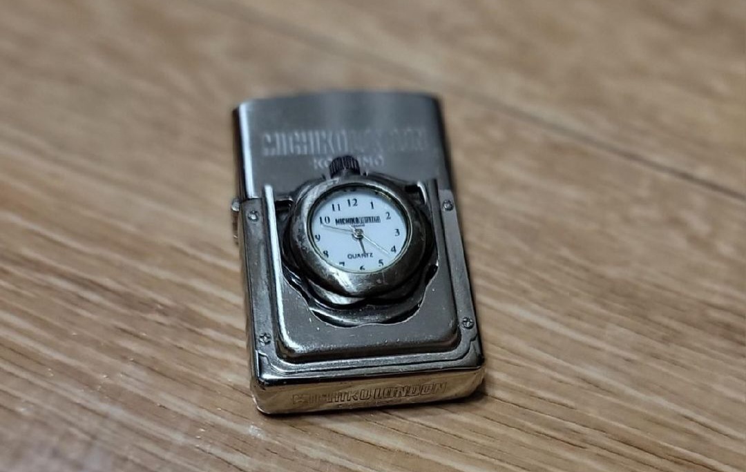 미찌코런던 라이터/미치코런던/ 라이터/시계작동/미사용