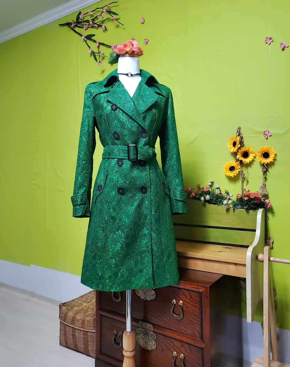 실크 / 레이스 코트 / 프릴/벨티드 여성코트