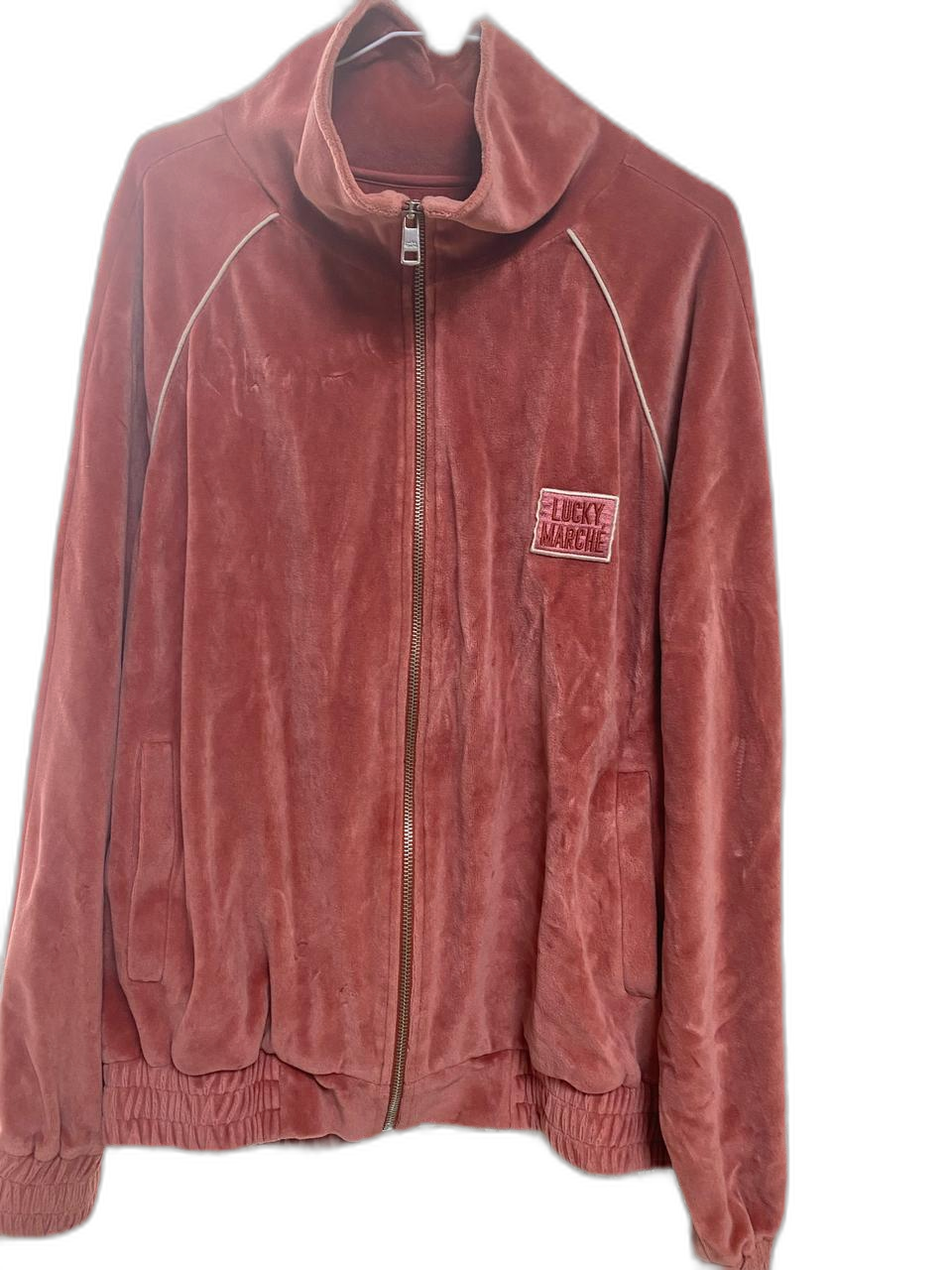 럭키슈에트 트레이닝복 세트