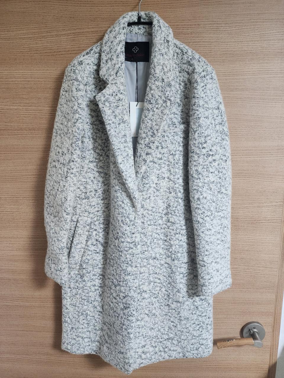 새상품)눈꽃같은 울코트