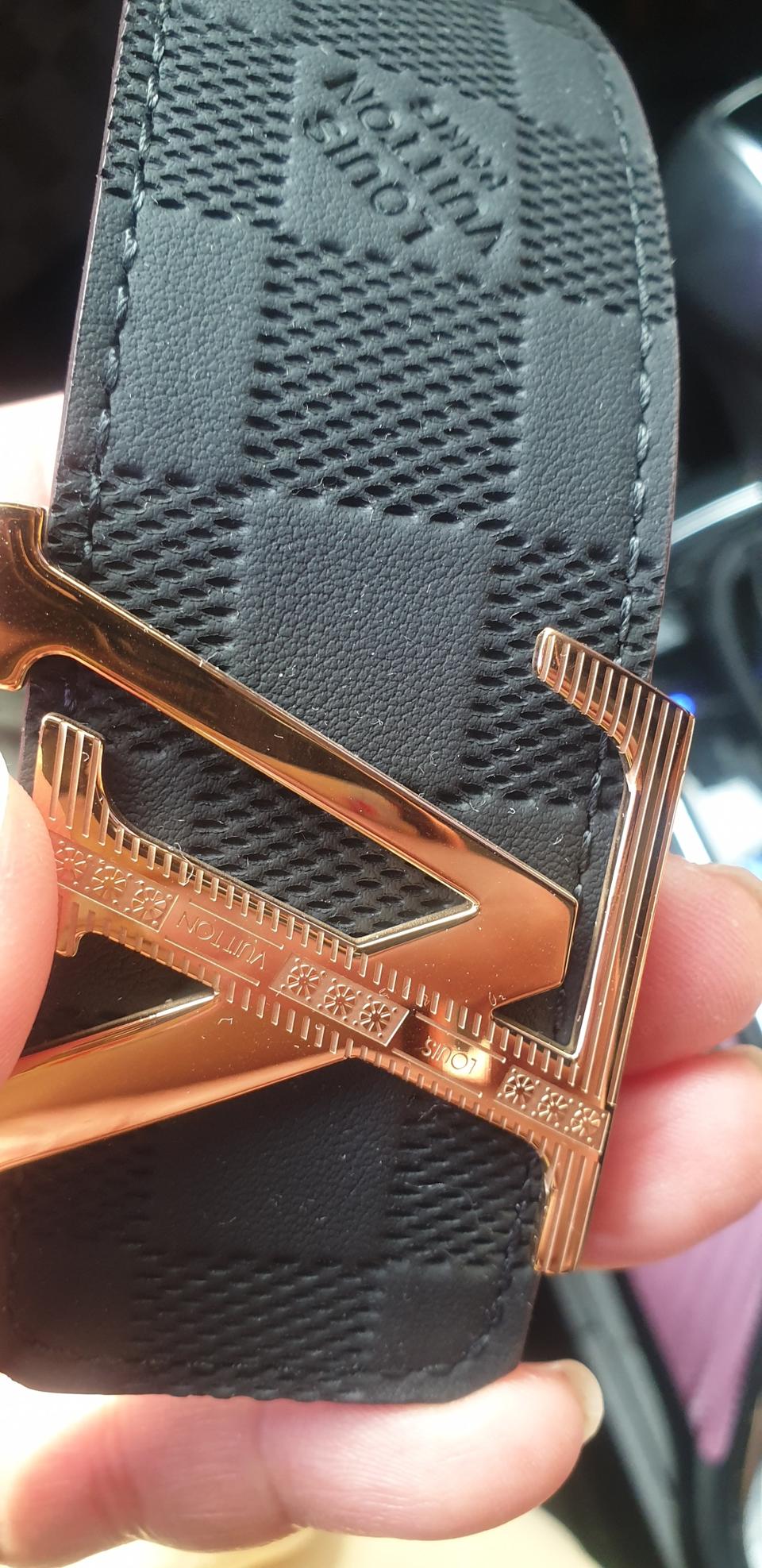 루이비통 벨트  새상품