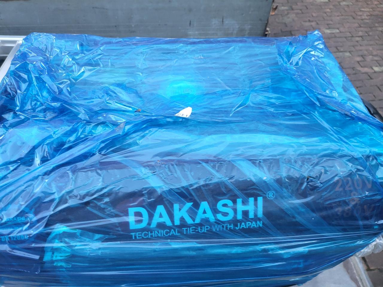 다까시 발전기12KW3상 겸용발전기 미개봉새상품입니다