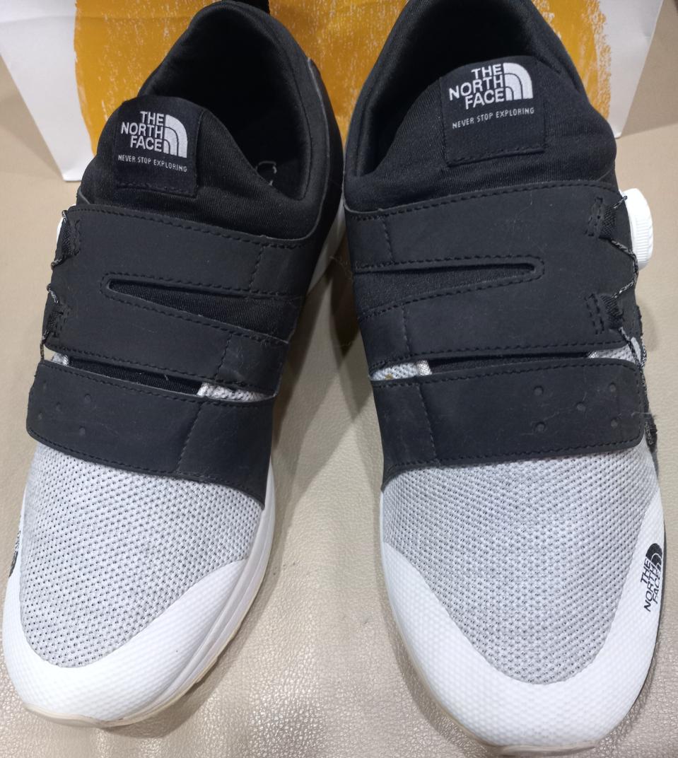 노스페이스 런닝화265