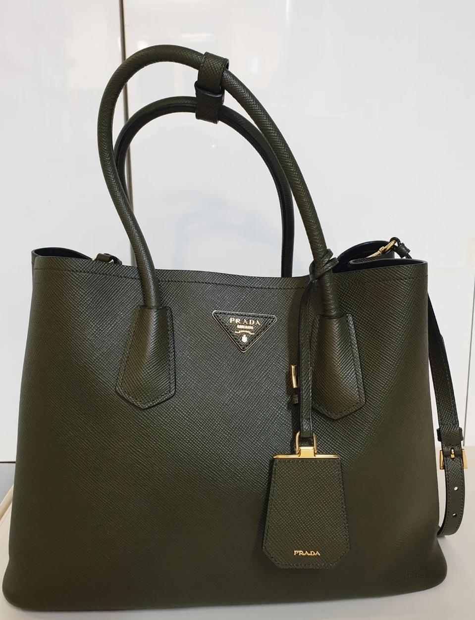 프라다 빈티지 숄더백 사피아노 두블레 숄더백 B27 56T